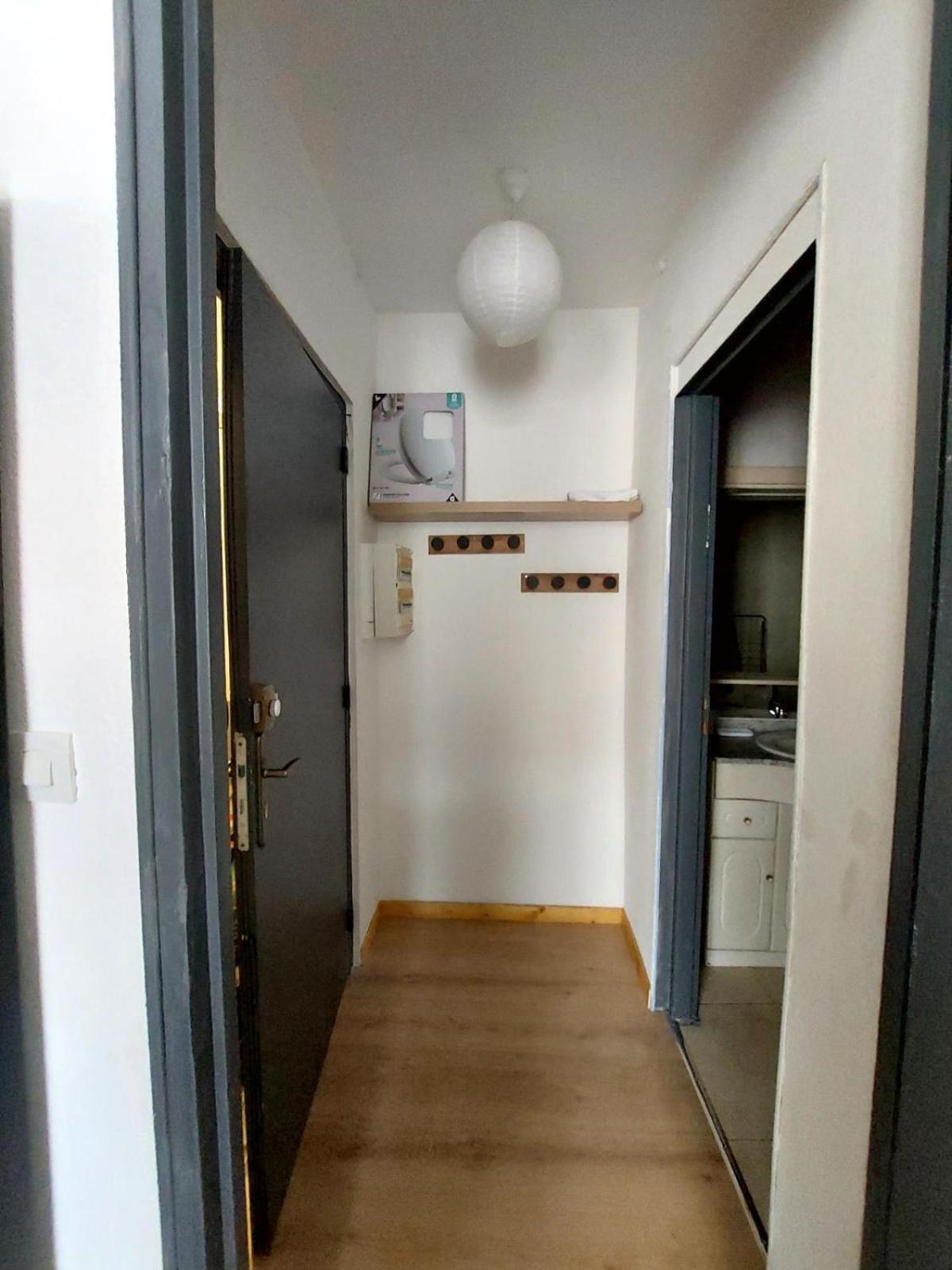 Appartement T2 Avec Balcon Proche Centre-Ville Нарбонна Экстерьер фото
